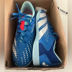 Indoor soccer shoes youth adidas predator futsal